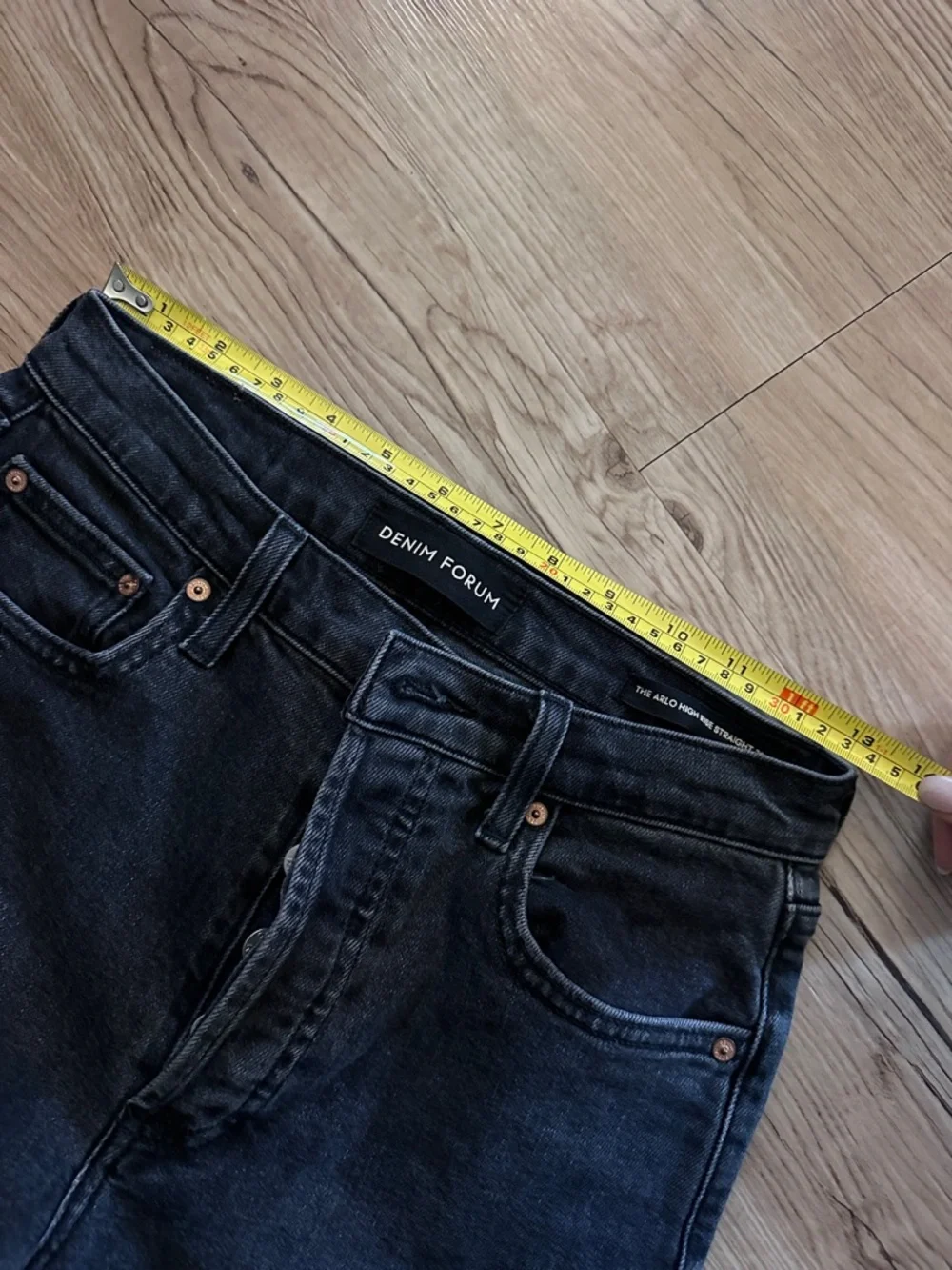 Denim Forum Arlo Straight Leg Jeans - 26 - Picture 8 of 11